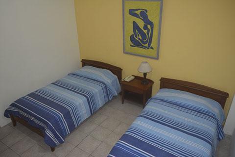 Hostal Solar Del Puerto Machala Esterno foto